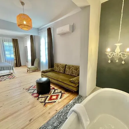 Villa Paradise Villas *